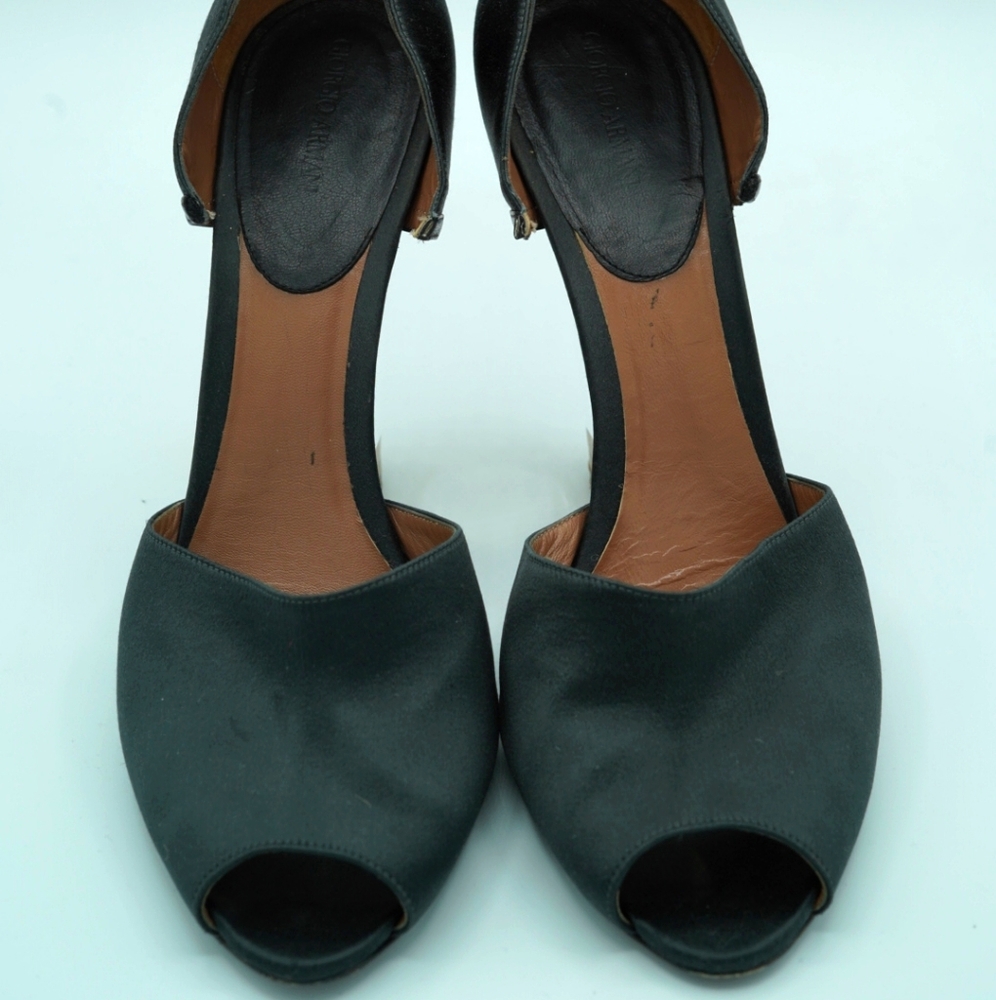 Giorgio Armani Ladies Shoes Size 9.5 m